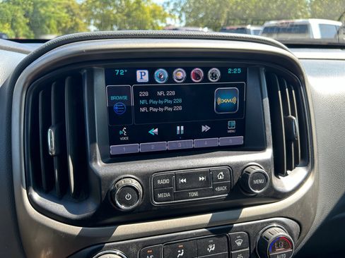 Used 2015 Chevrolet Colorado Z71 image 17