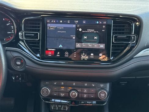Used 2023 Dodge Durango GT image 17
