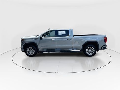 Used 2025 GMC Sierra 1500 Denali w/ Technology Package AWD/4WD image 5
