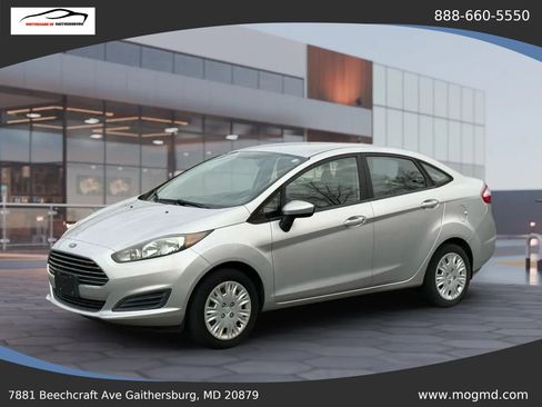 Used 2017 Ford Fiesta S image 5