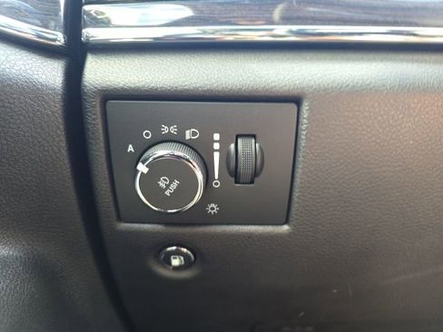 Certified 2020 Jeep Grand Cherokee Overland image 11