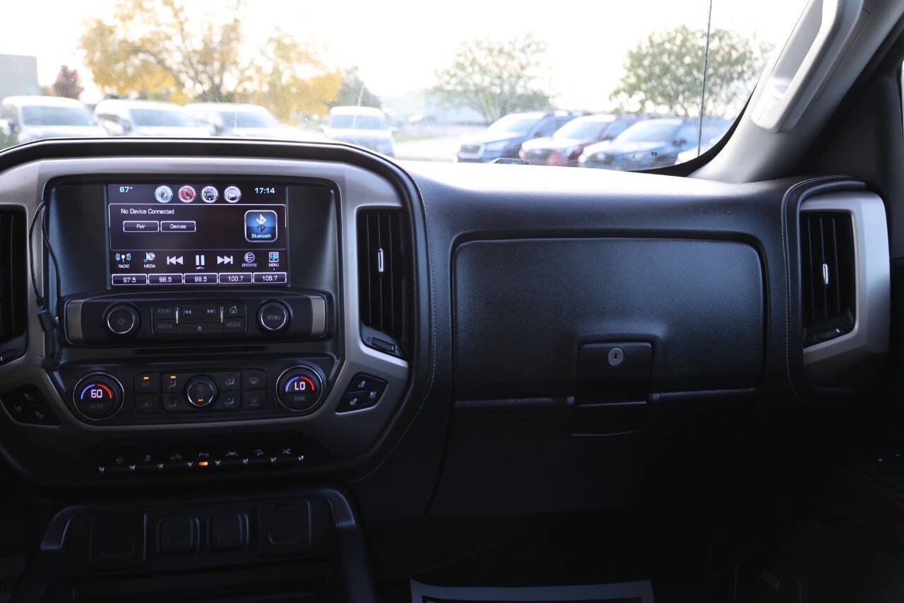 Used 2017 GMC Sierra 1500 Denali w/ Denali Ultimate Package AWD/4WD image 23