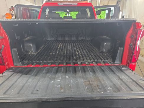 Used 2019 Chevrolet Silverado 1500 Custom w/ Custom Value Package AWD/4WD image 12