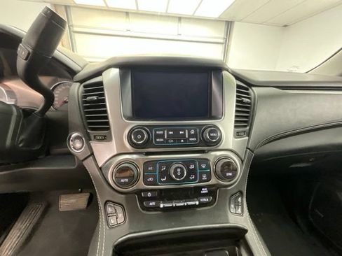 Used 2020 Chevrolet Tahoe Premier AWD/4WD image 12