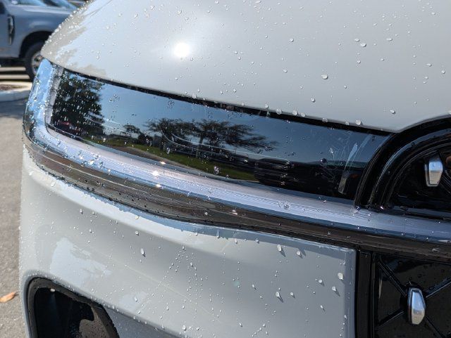New 2026 Lincoln Nautilus Premier AWD/4WD image 10