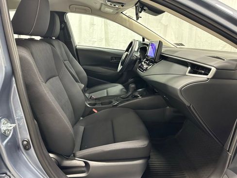 Used 2025 Toyota Corolla LE w/ LE Premium Package image 58