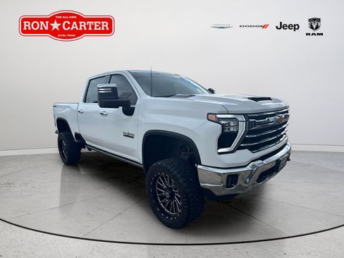 Used 2024 Chevrolet Silverado 3500 LTZ w/ LTZ Premium Texas Edition AWD/4WD image 1
