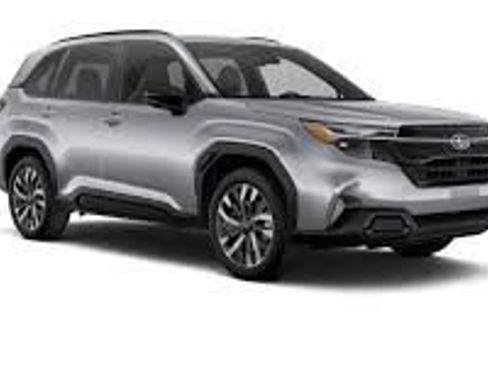 Used 2025 Subaru Forester Premium AWD/4WD image 5