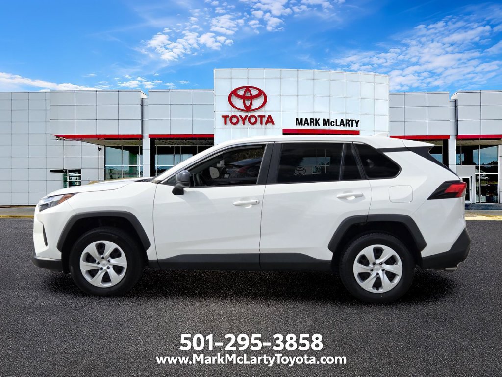 Used 2024 Toyota RAV4 LE FWD image 2