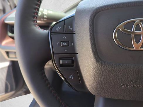 New 2026 Toyota Prius Plug-In Hybrid FWD image 18