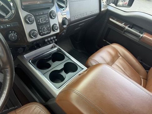 Used 2015 Ford F250 Platinum w/ FX4 Off-Road Package image 51