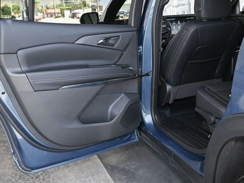 New 2026 Chevrolet Traverse LT w/ Driver Confidence Package FWD image 38