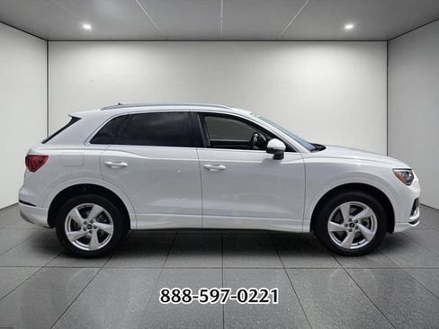 Used 2021 Audi Q3 2.0T Premium AWD/4WD image 6