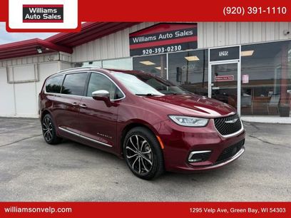 Used 2022 Chrysler Pacifica Pinnacle