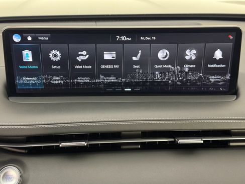 Used 2025 Genesis GV70 3.5T Sport w/ Sport Advanced Package image 29