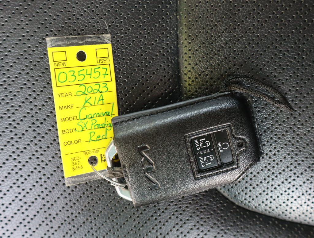 Used 2023 Kia Carnival SX Prestige FWD image 55