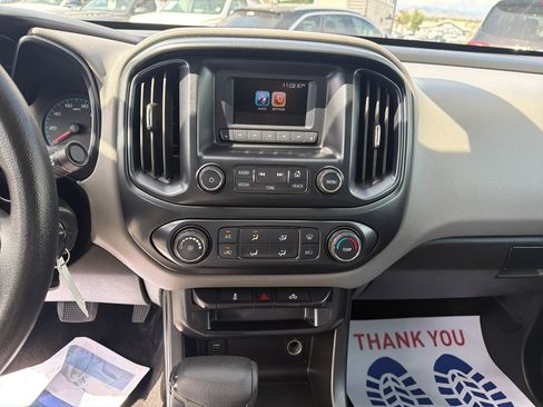 Used 2017 Chevrolet Colorado W/T RWD image 16