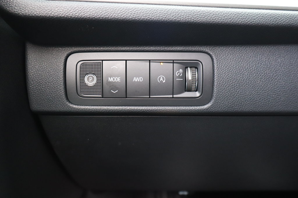 New 2027 Chevrolet Traverse LT w/ Driver Confidence Package AWD/4WD image 19