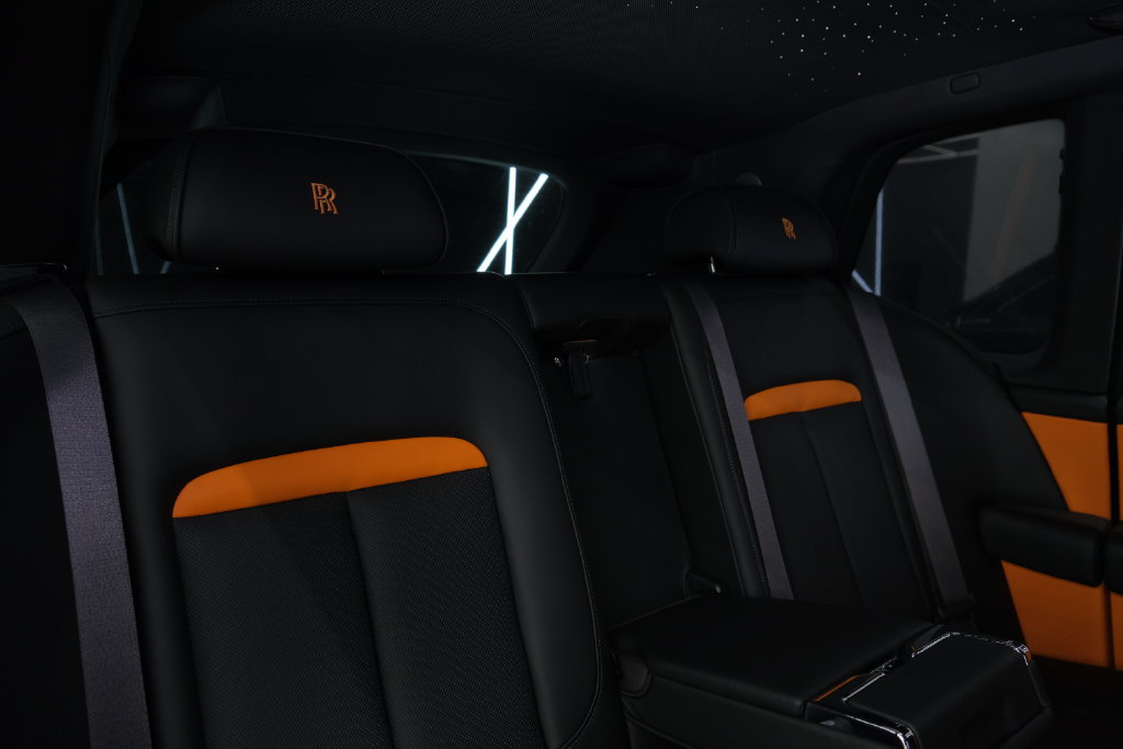 Used 2026 Rolls-Royce Cullinan AWD/4WD image 36