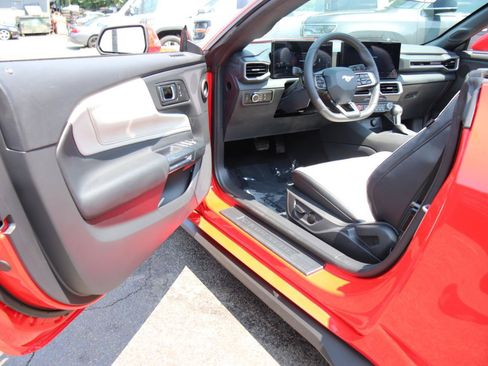 Used 2026 Ford Mustang Premium RWD image 10