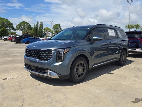 New 2026 Kia Carnival SX FWD image 4