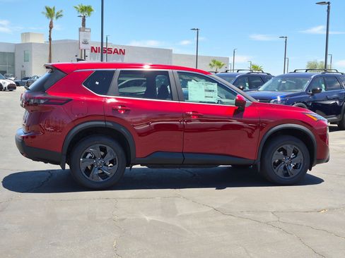New 2026 Nissan Rogue SV FWD image 5