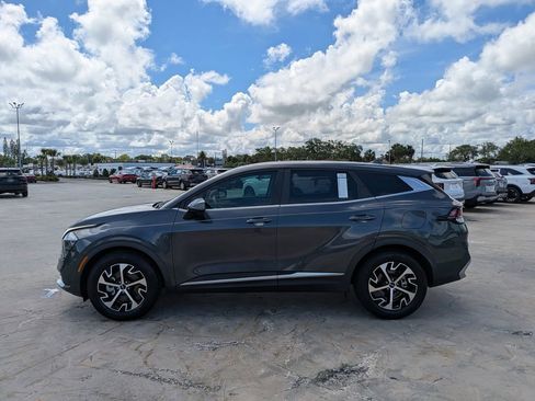 Certified 2023 Kia Sportage EX FWD image 5