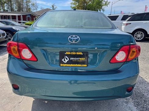 Used 2010 Toyota Corolla LE image 6