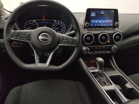 Used 2025 Nissan Sentra SV FWD image 22