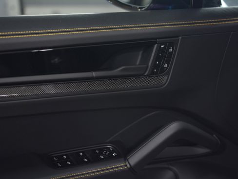 Certified 2026 Porsche Cayenne Turbo GT AWD/4WD image 14