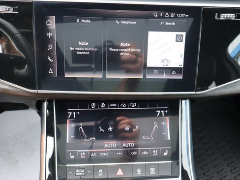 Used 2021 Audi Q7 3.0T Premium Plus w/ Executive Package AWD/4WD image 21