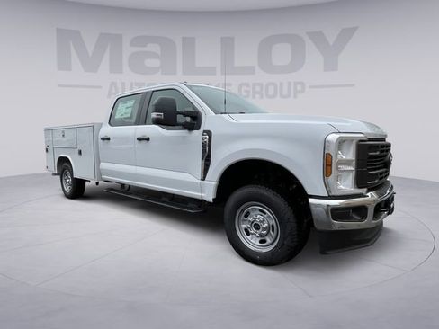 New 2026 Ford F250 XL w/ XL Chrome Package AWD/4WD image 7