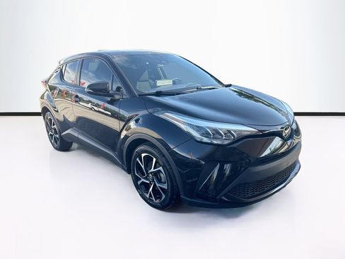 Used 2021 Toyota C-HR XLE FWD image 1