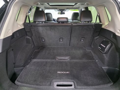 Used 2025 Nissan Rogue Platinum AWD/4WD image 11