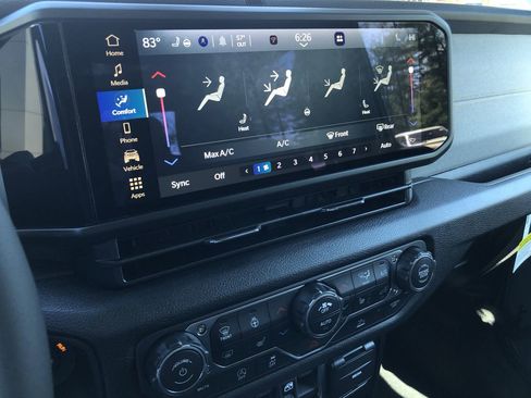 New 2026 Jeep Gladiator Sport image 29