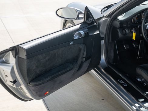 Used 2007 Porsche 911 GT3 image 40