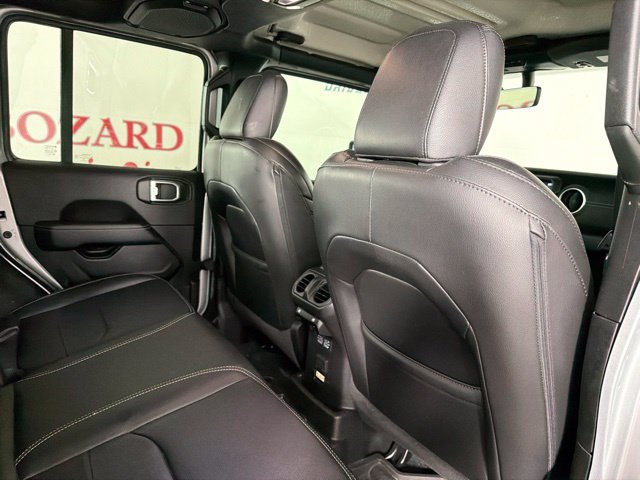 Used 2023 Jeep Wrangler Unlimited Sahara w/ Cold Weather Group AWD/4WD image 37