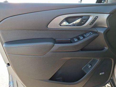 Used 2020 Chevrolet Traverse Premier image 12