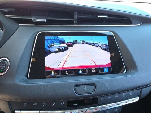 Used 2023 Cadillac XT4 Premium Luxury w/ Enhanced Visibility Package image 19