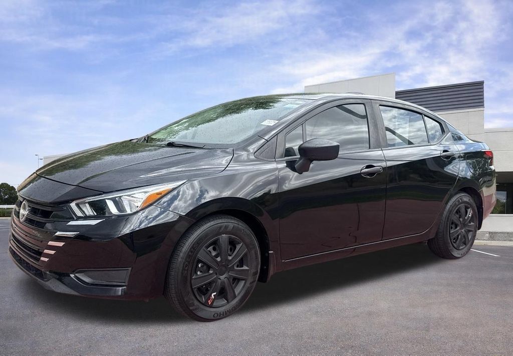 Used 2024 Nissan Versa S w/ Trunk Package FWD image 4
