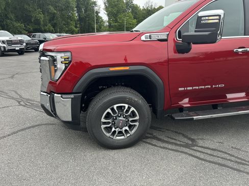 New 2026 GMC Sierra 2500 SLT w/ SLT Premium Package AWD/4WD image 6