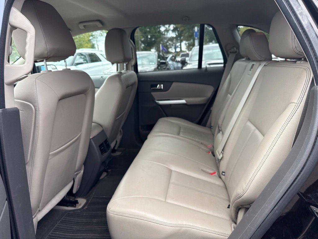 Used 2013 Ford Edge SEL FWD image 8