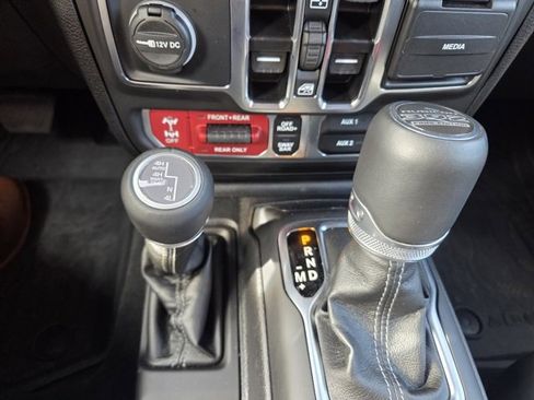 Used 2025 Jeep Wrangler Unlimited Rubicon 392 image 20