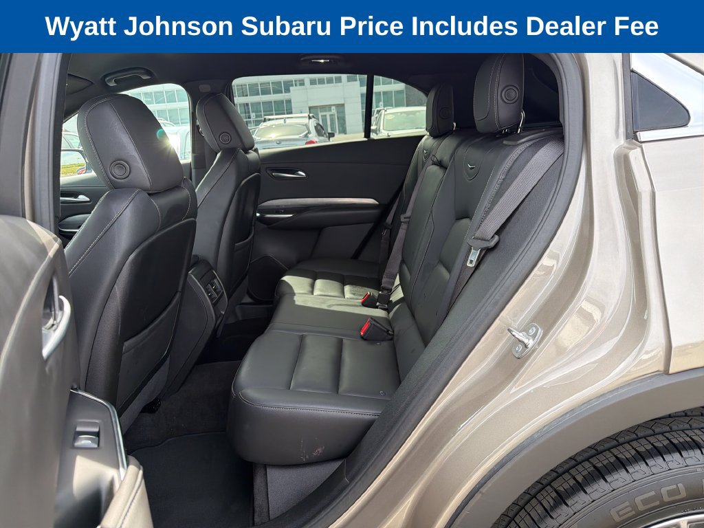 Used 2025 Cadillac XT4 Premium Luxury FWD image 35