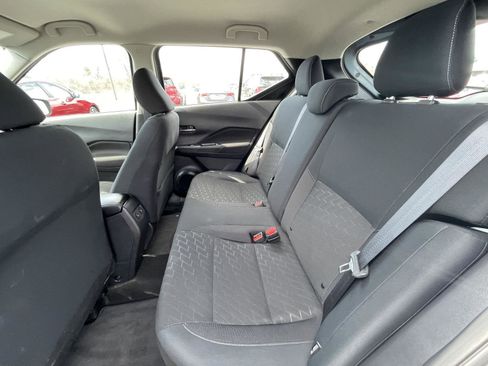 Used 2024 Nissan Kicks SV image 15