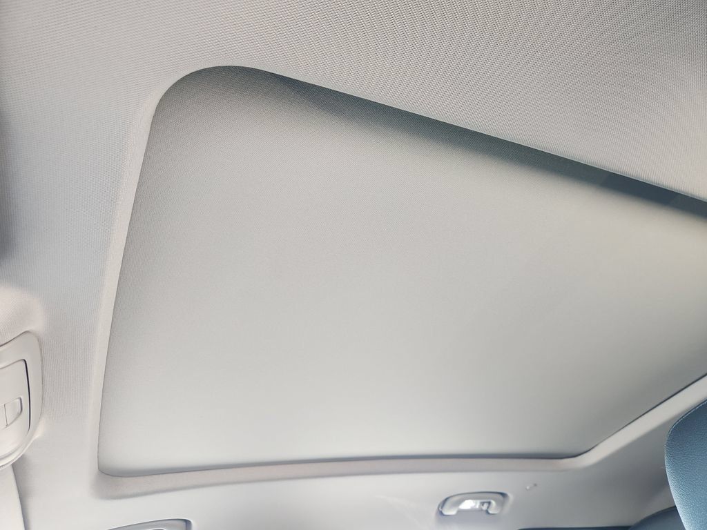New 2026 Chevrolet Blazer LT w/ Sound & Technology Package FWD image 18