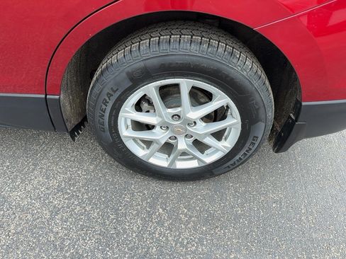 Used 2023 Chevrolet Equinox LT AWD/4WD image 8