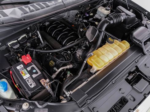 Used 2017 Ford F150 XLT w/ Equipment Group 302A Luxury image 50