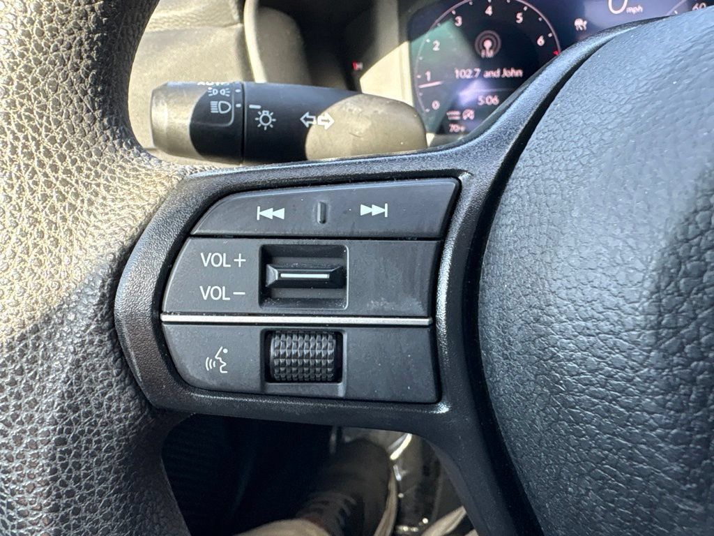 Used 2024 Honda Accord EX image 25