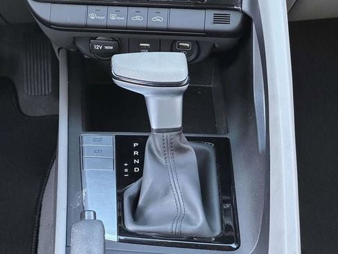 Used 2023 Hyundai Elantra SEL w/ Cargo Package image 21